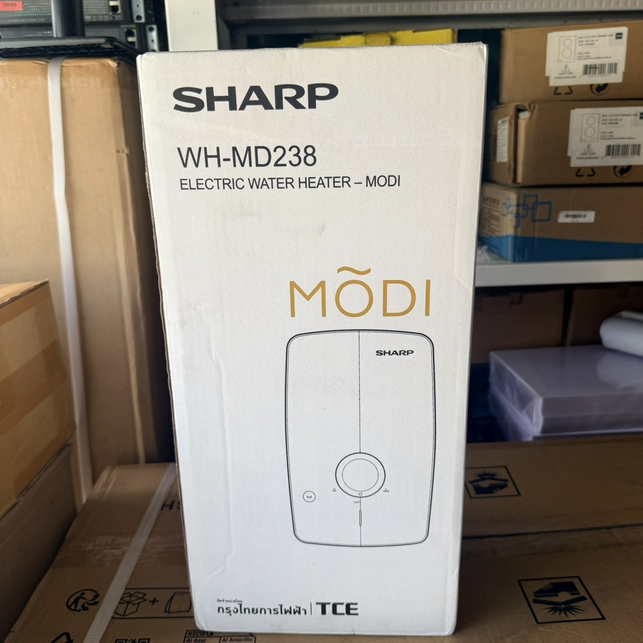 เครื่องทำน้ำอุ่นไฟฟ้า Sharp รุ่น MODI WH-MD238 สีเทา