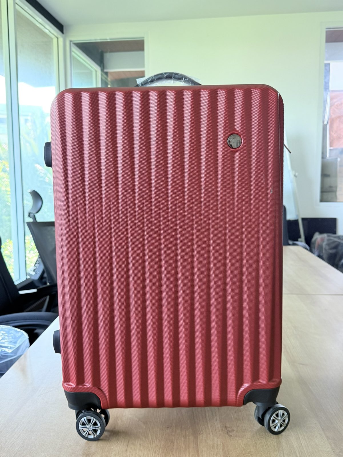 ขาย กระเป๋าเดินทาง POLO TRAVEL CLUB 24 นิ้ว สีแดงแชมเปญ