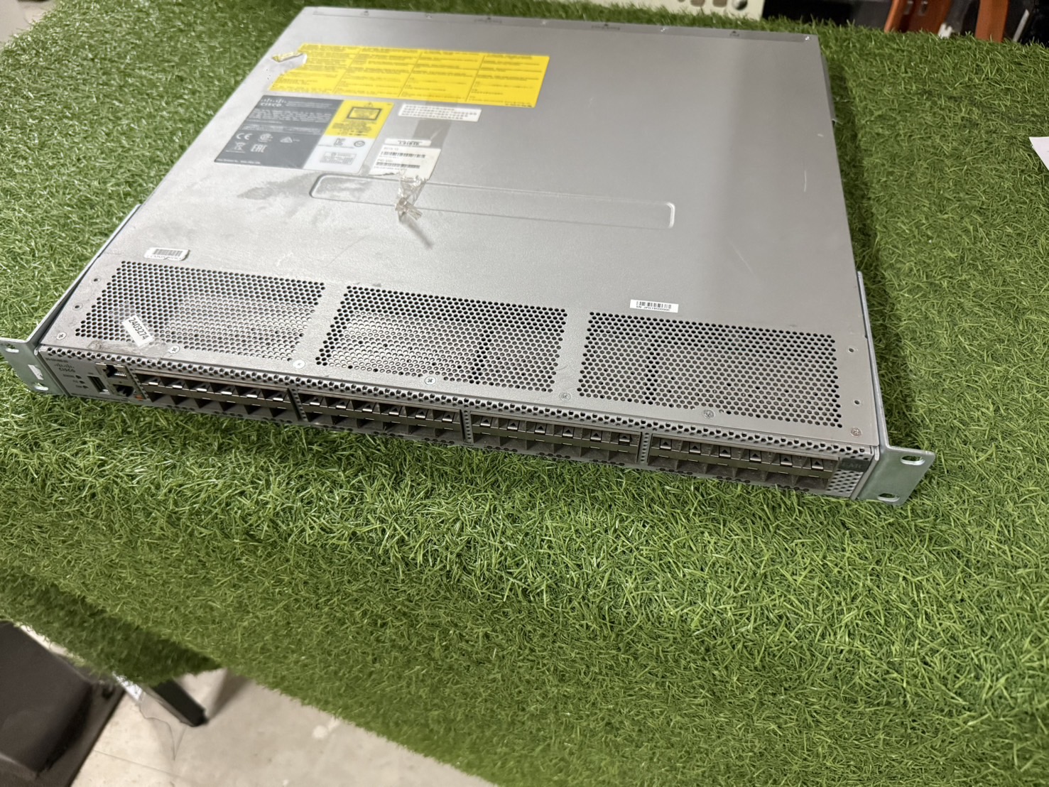 ขาย Cisco MDS 9148S 16G Multilayer Fabric Switch