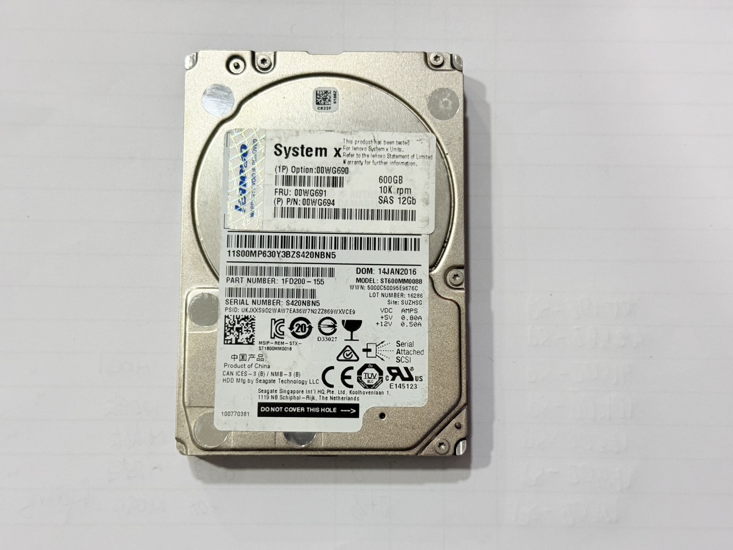 ขาย  Lenovo 600GB SAS 2.5 12Gbps 10000RPM" For Server
