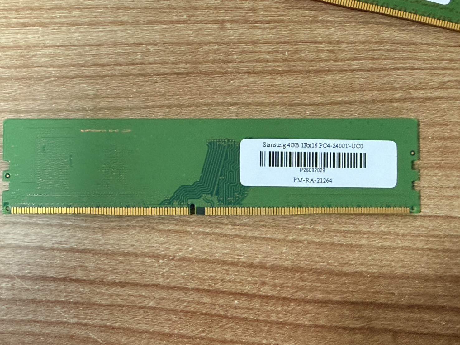 ขาย Samsung 4GB 1Rx16 PC4-2400T-UC0