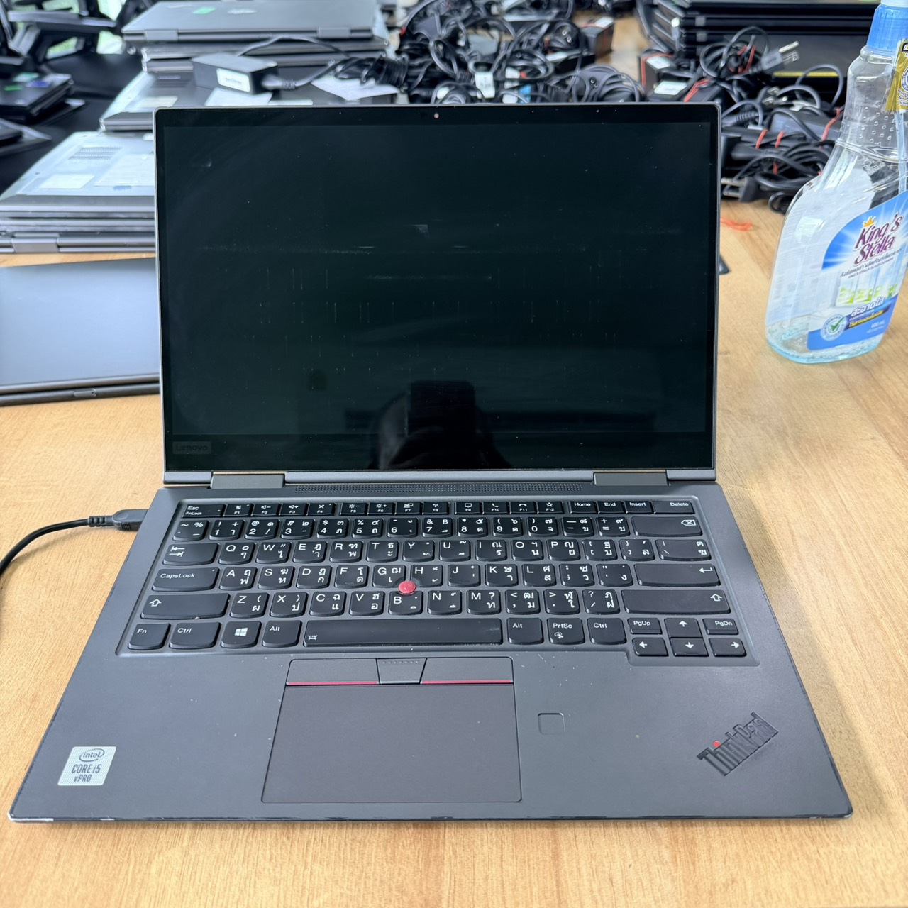 ขาย Lenovo Thinkpad X1 Yoga Gen5(i5-10310U/16GB/M.2 512GB)+Adapter  *** แบต 85%  มุมเครื่องบุบ จอมีรอย KB
