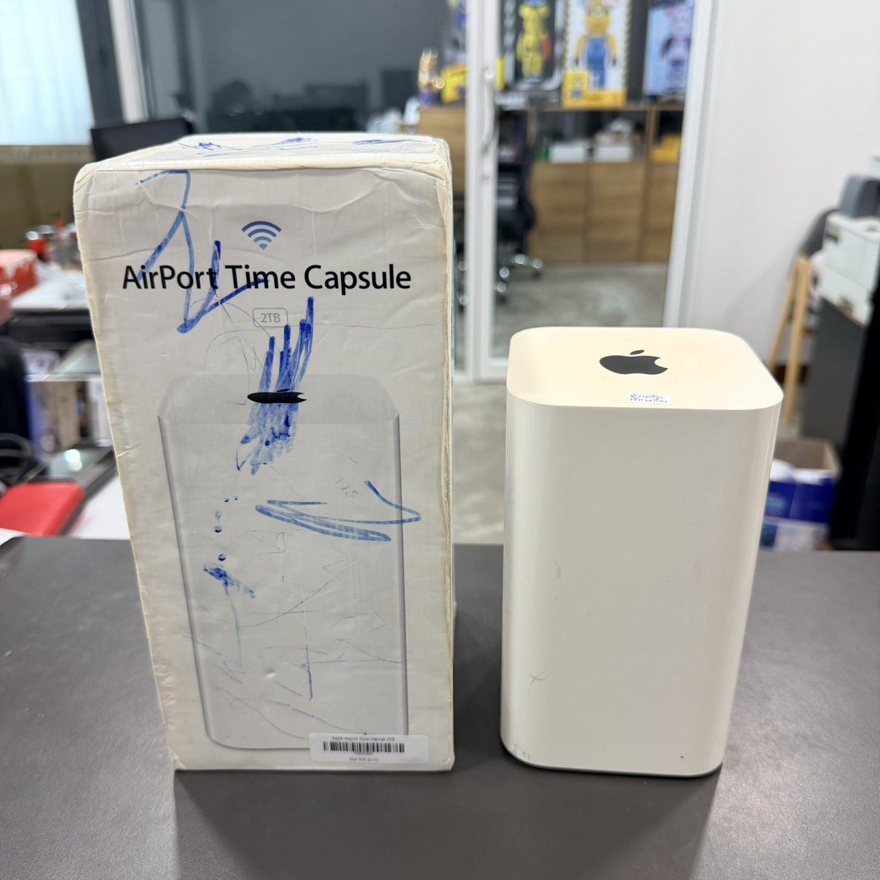 ขาย Apple Airport Time Capsule 2TB *** กล่องมีรอยปากกา ตัวเครื่องเริ่มเหลือง