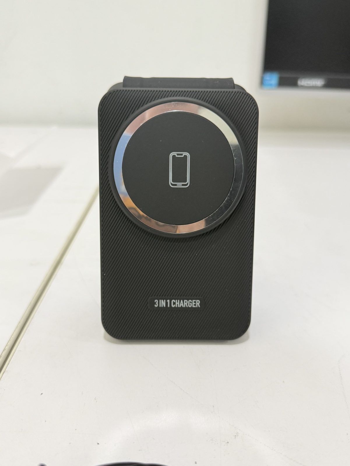 ขาย 3COINS 3in1 Wireless Charger box