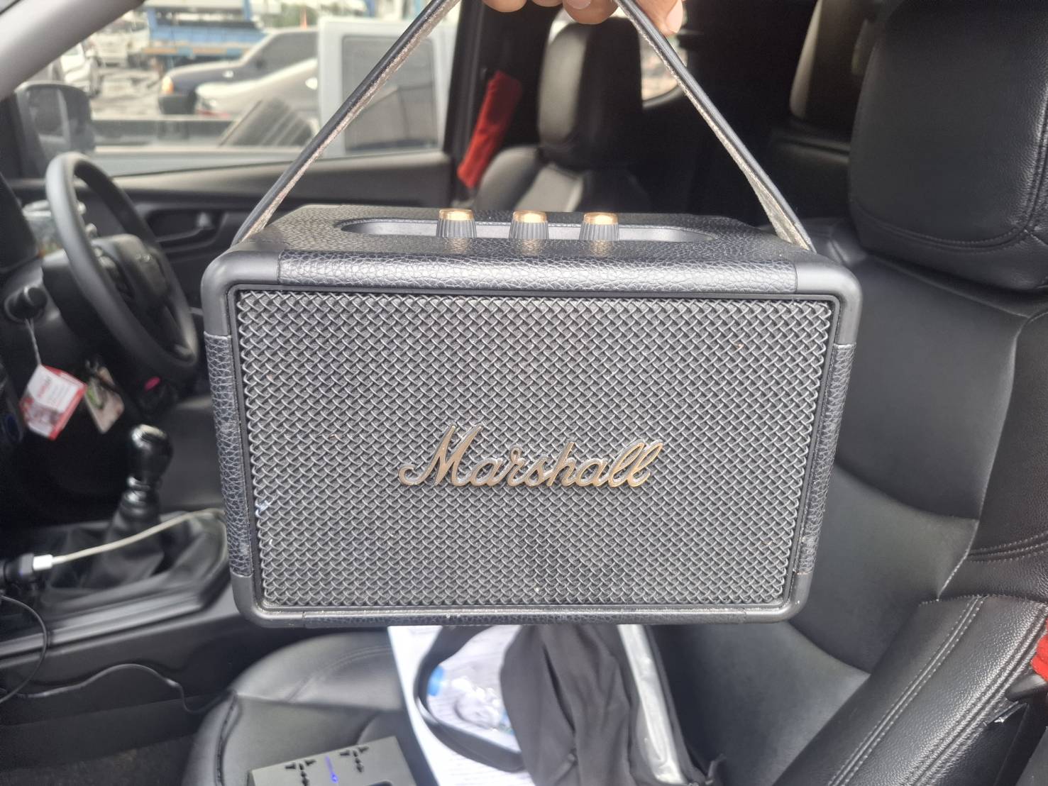 ขาย marshall kilburn 2  มีตำหนิตามรูป