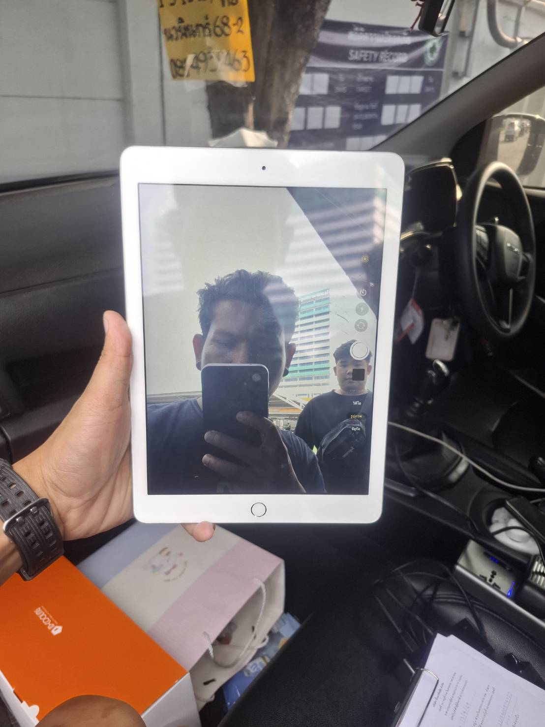 ขาย ipad gen5  32Gb  ไม่มีสายชาร์ต รูปที่ 2