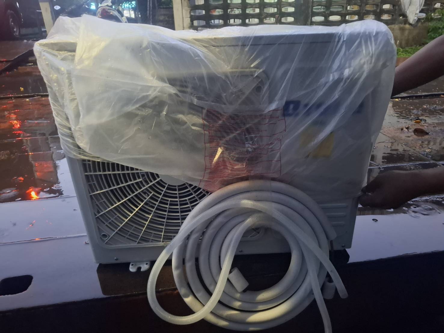 ขาย แอร์ OTOKO (โอโตโกะ) 9000 btu กล่องไม่สวย