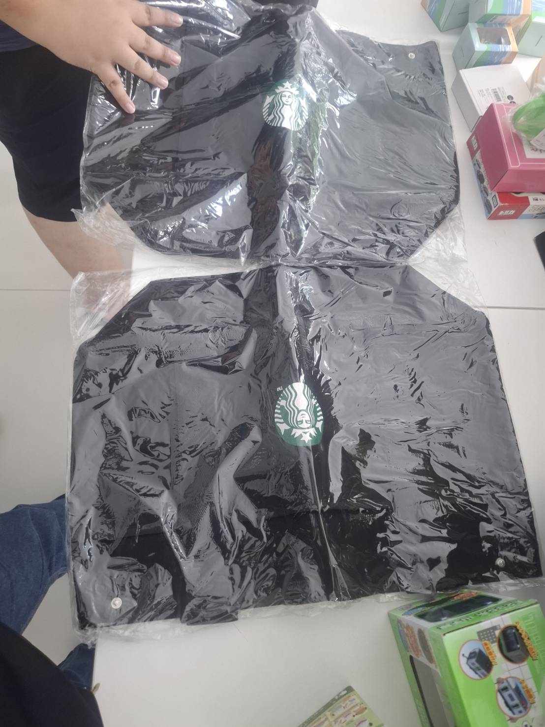 ขาย กระเป๋าผ้าแคนวาสสีดำจาก Starbucks Rewards รูปที่ 2