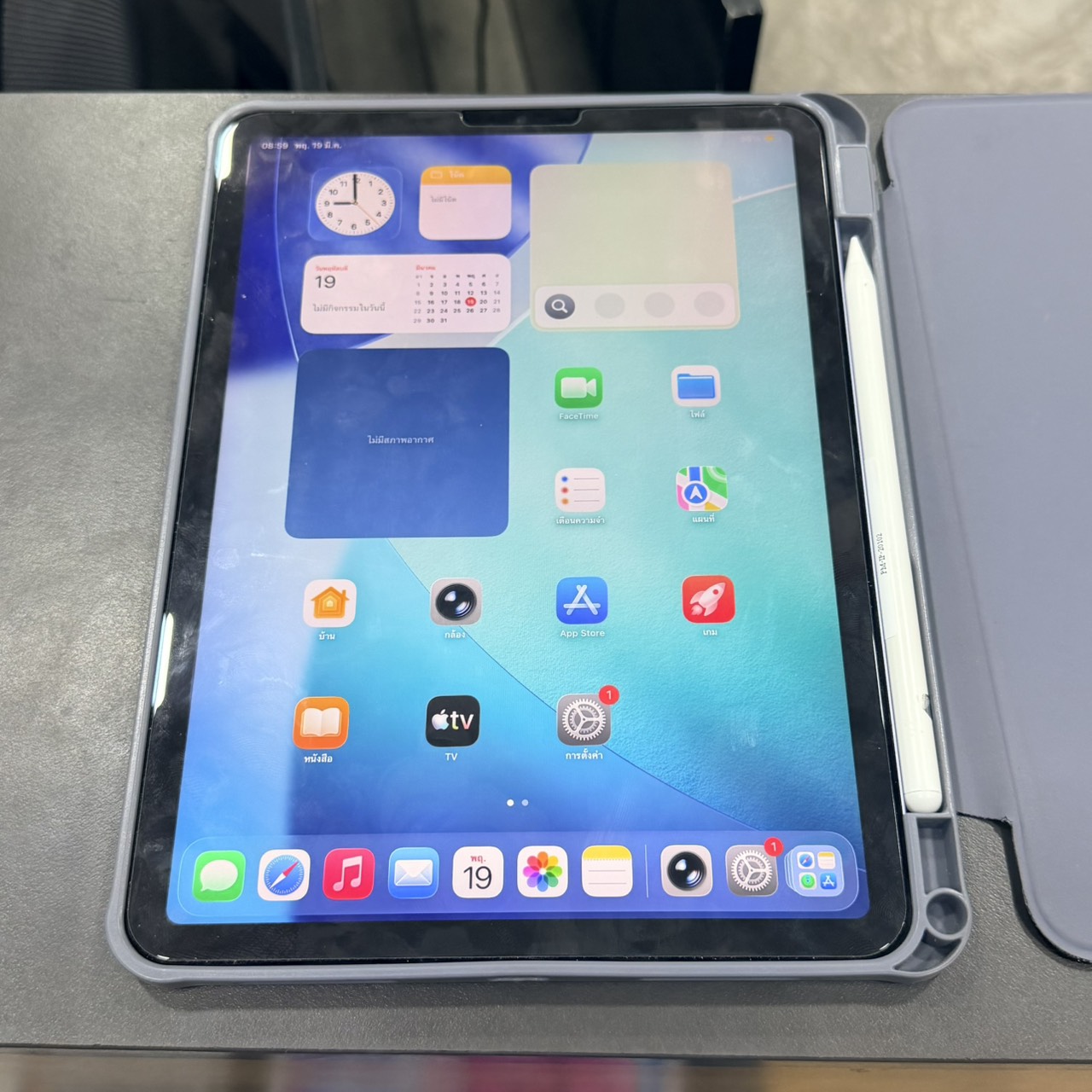 ขาย Apple iPad  Air Gen5 64GB + ปากกา