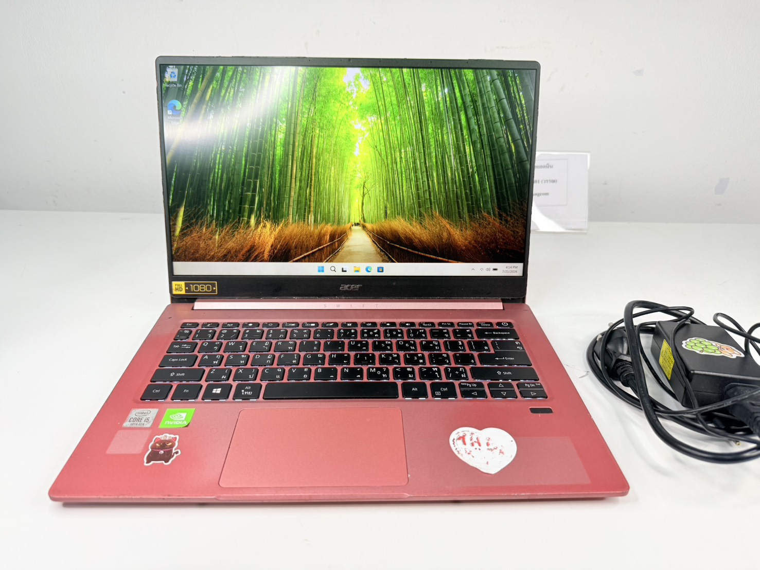 ขาย Acer Swift SF314-57G (i5-1035G1/8GB/M.2 512GB/MX250 2GB)+Adapter ขอบยางจอเสื่อม สุขภาพแบต 77% มีรอยตามการใช้งาน