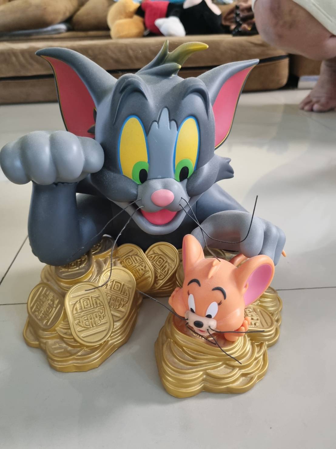 ขาย Tom and Jerry Maneki-Neko Bust (หรือตุ๊กตาแมวกวักทอมและเจอร์รี่) จากแบรนด์ Soap Studio