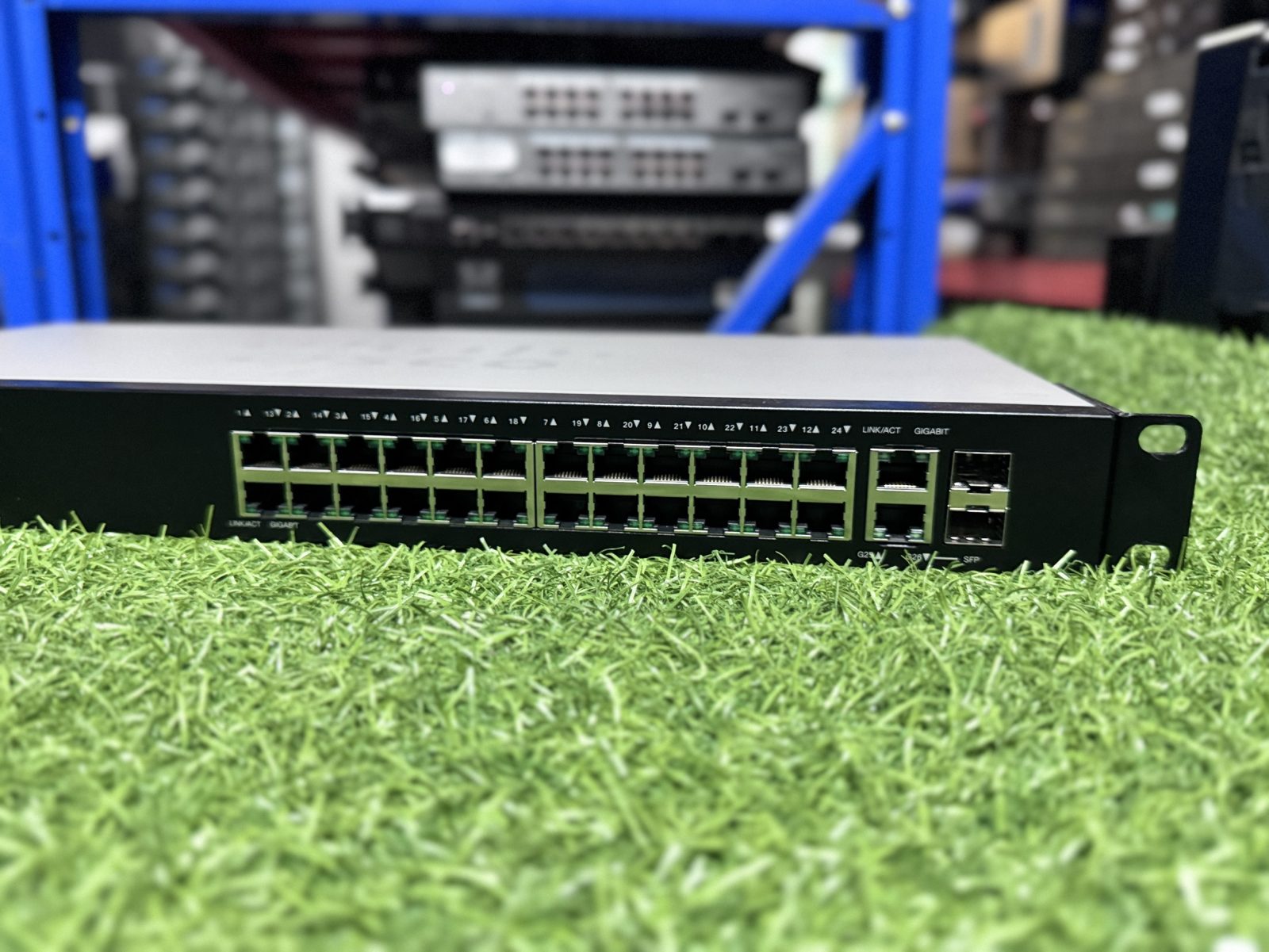 ขาย Cisco SG250-26 26Port Gigabit Smart Switch รูปที่ 3