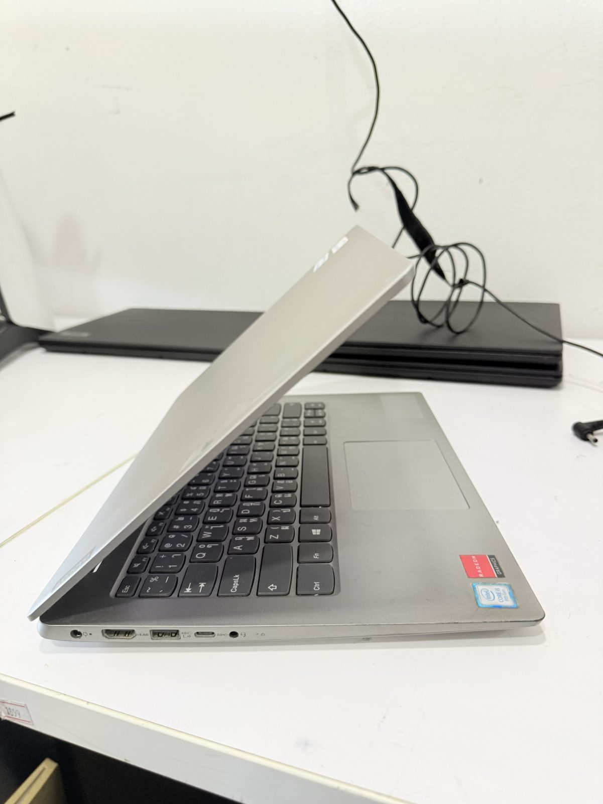ขาย Lenovo(i5-8250U/8GB/SSD 256GB/Radeon 530 2GB) รูปที่ 5