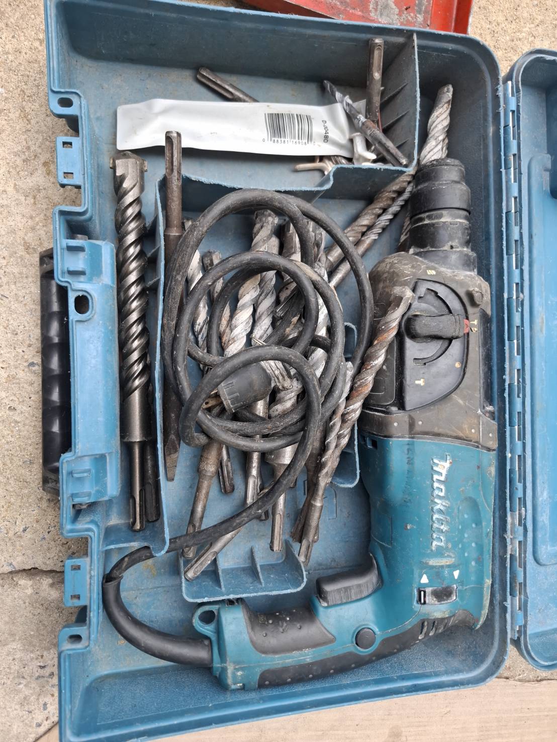 ขาย สว่านโรตารี่ Makita รุ่น HR2470F