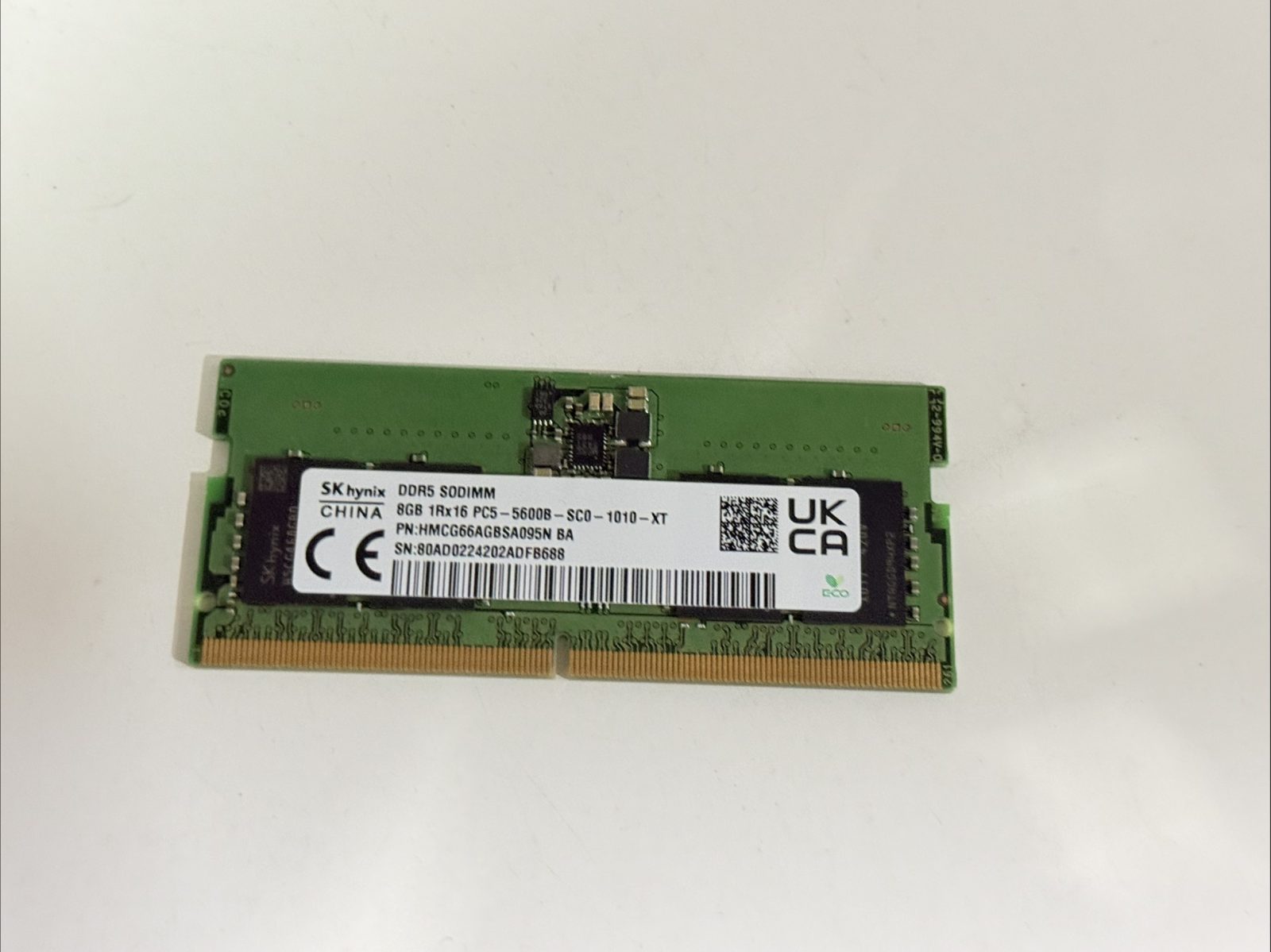 Skhynix 8GB 1Rx16 PC5-5600B-SCO