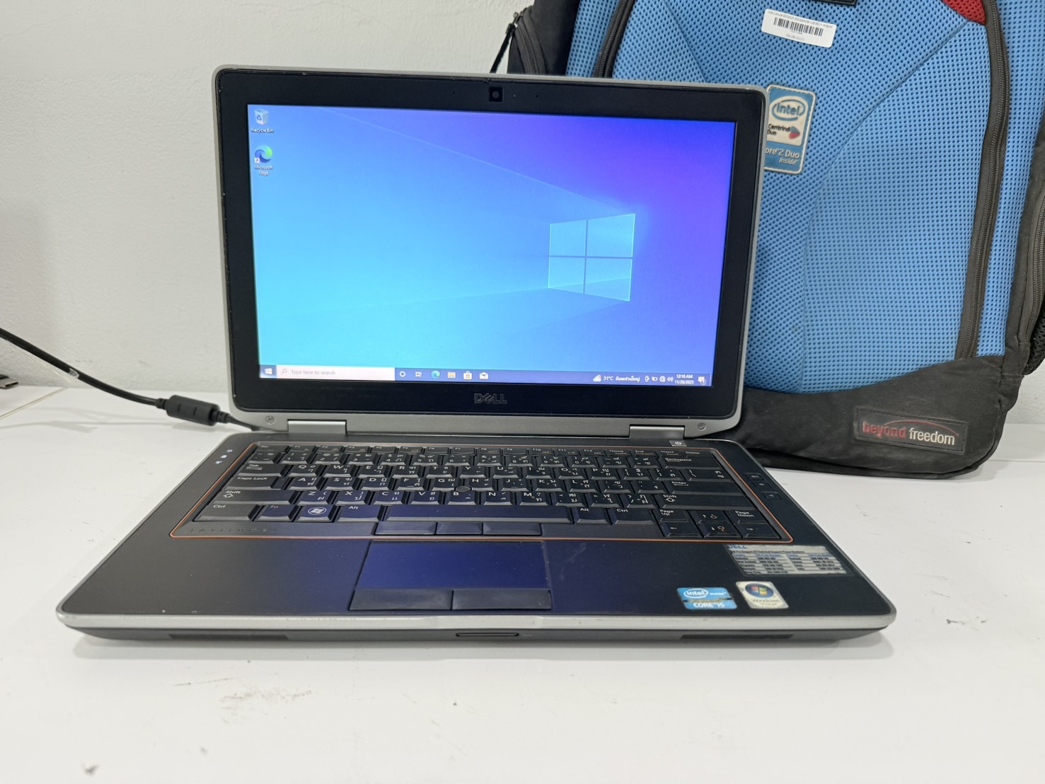 ขาย Dell Latitude E6320(i5-2520M/8GB/128GB) + Adapter + กระเป๋า แบต 16% จอไบร์ท ขอบจอขาว