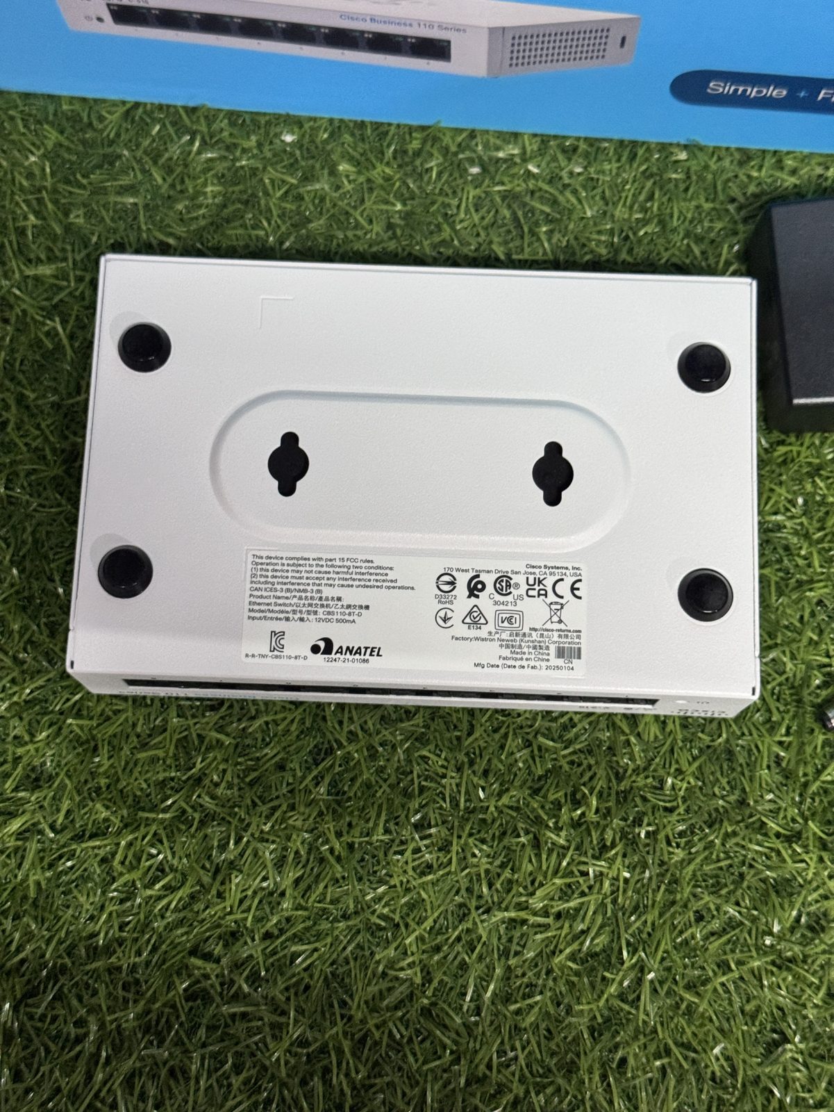 ขาย Cisco Business 110 Series (CBS110-8T-D) + Adapter รูปที่ 3