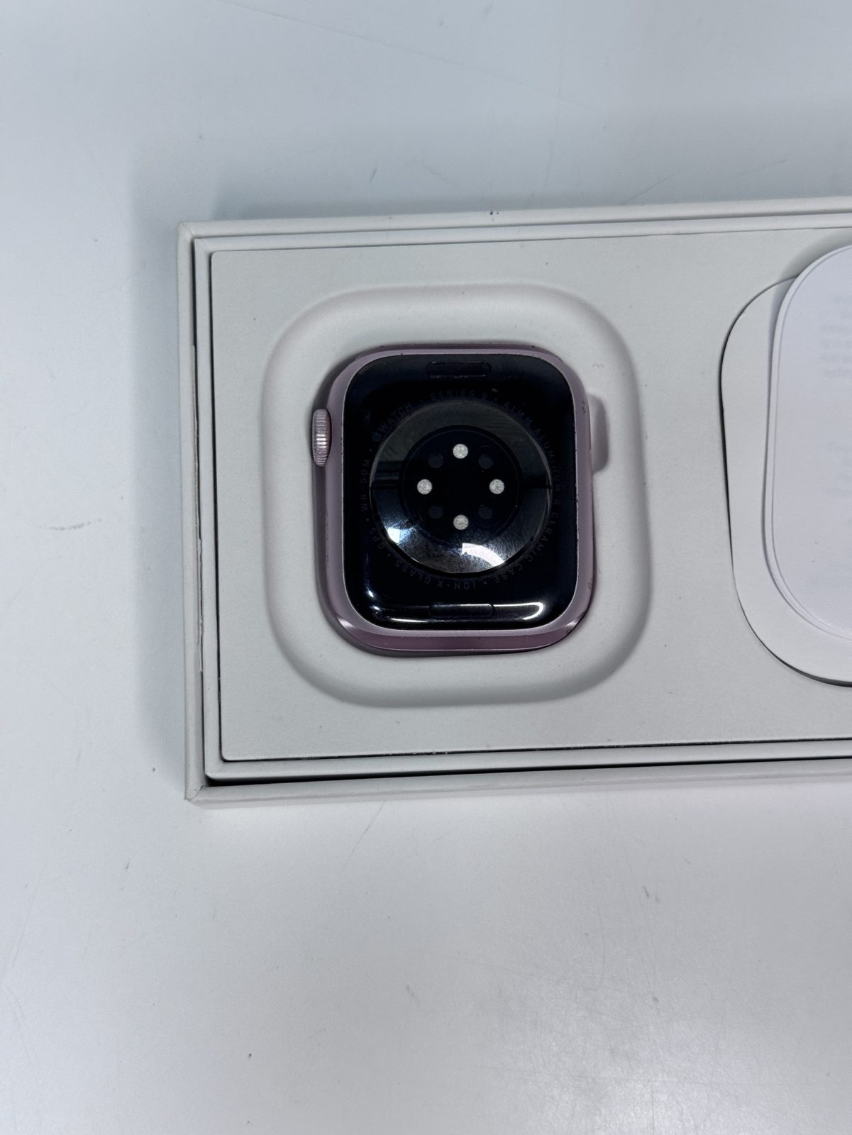 ขาย Apple Watch Series 9 41mm.+ สายชาร์จ รูปที่ 4