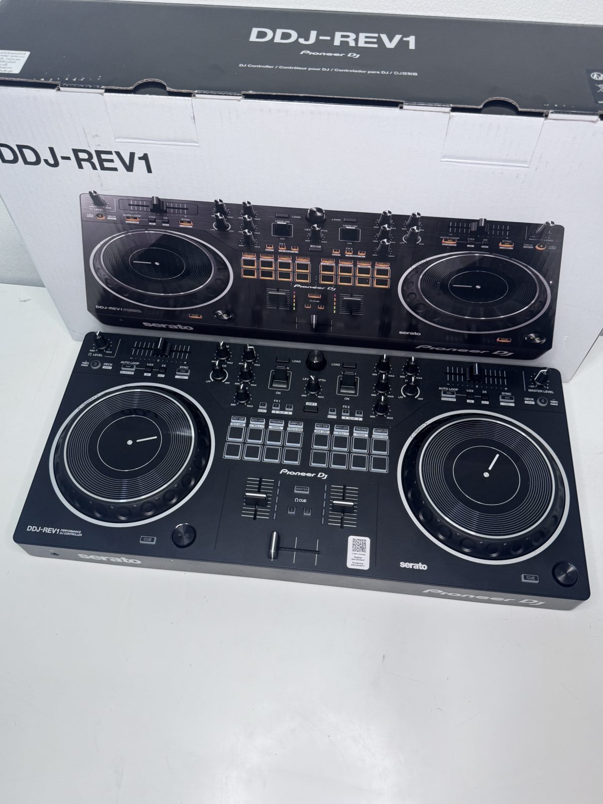 ขาย Pioneer DJ รุ่น DDJ-REV1 รูปที่ 2