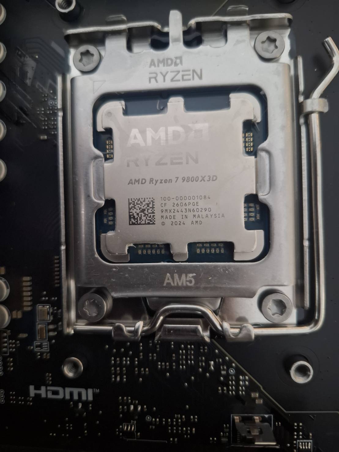 ขาย Ryzen 7 9800X3D