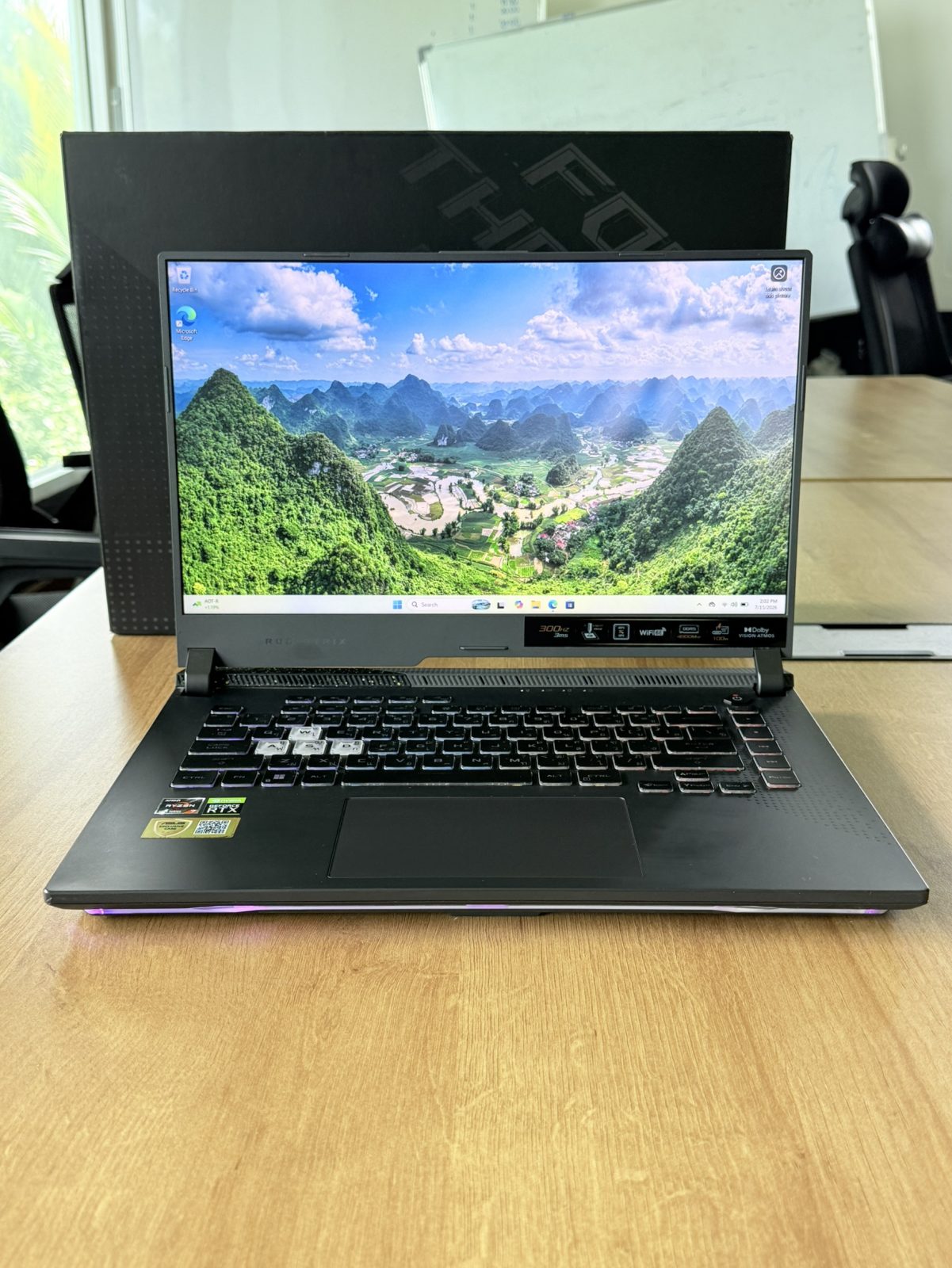 ขาย Asus ROG Strix G513RM (Ryzen 7 6800H/40GB/M.2 1TB/RTX3060 6GB)+Adapter สุขภาพแบต 74%