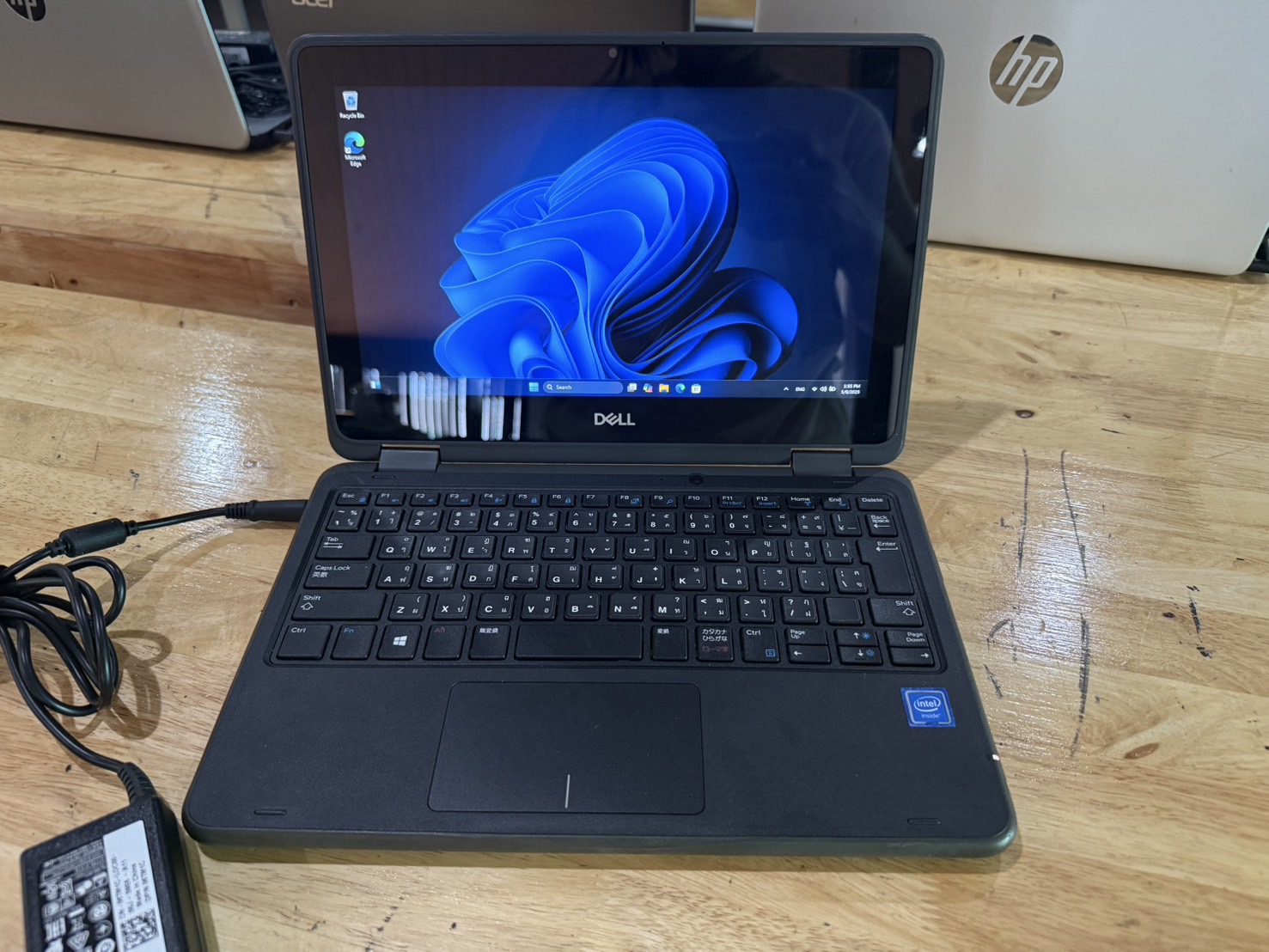 ขาย Dell Latitude 3190 2in1 (N4120/4GB/M.2 128GB/SSD 64GB) +Adapter