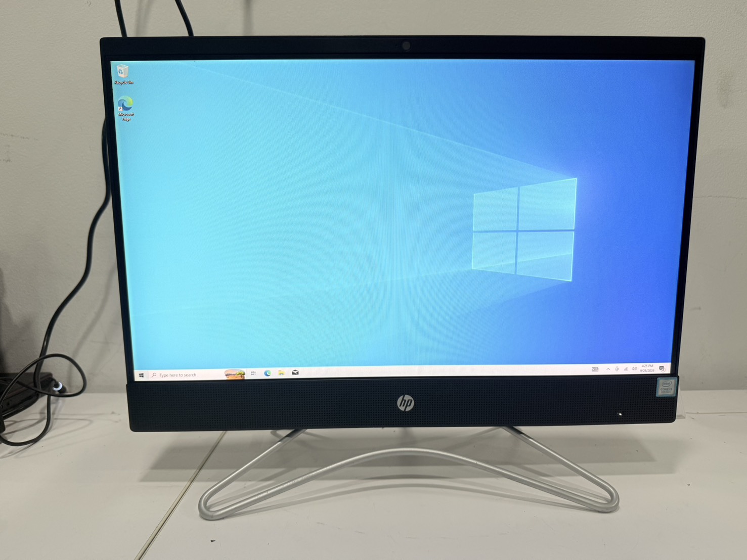ขาย ALL-IN-ONE HP AIO 22-c0034d (i3-8130U/4GB/M.2 128GB/HDD 1TB)+ Adapter จอเหลือง