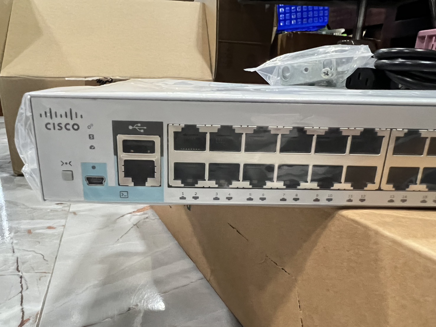 ขาย Cisco Catalyst WS-C2960L-48TS-LL รูปที่ 2