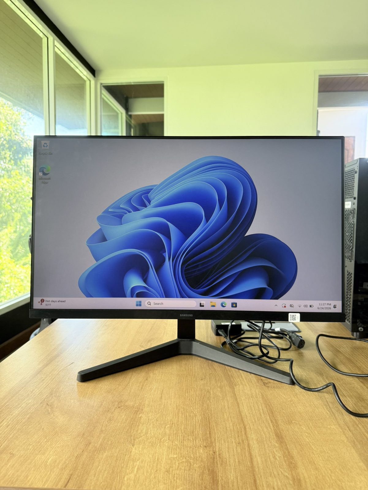 ขาย Samsung S27C310EAE 27-inch+Adapter รูปที่ 3