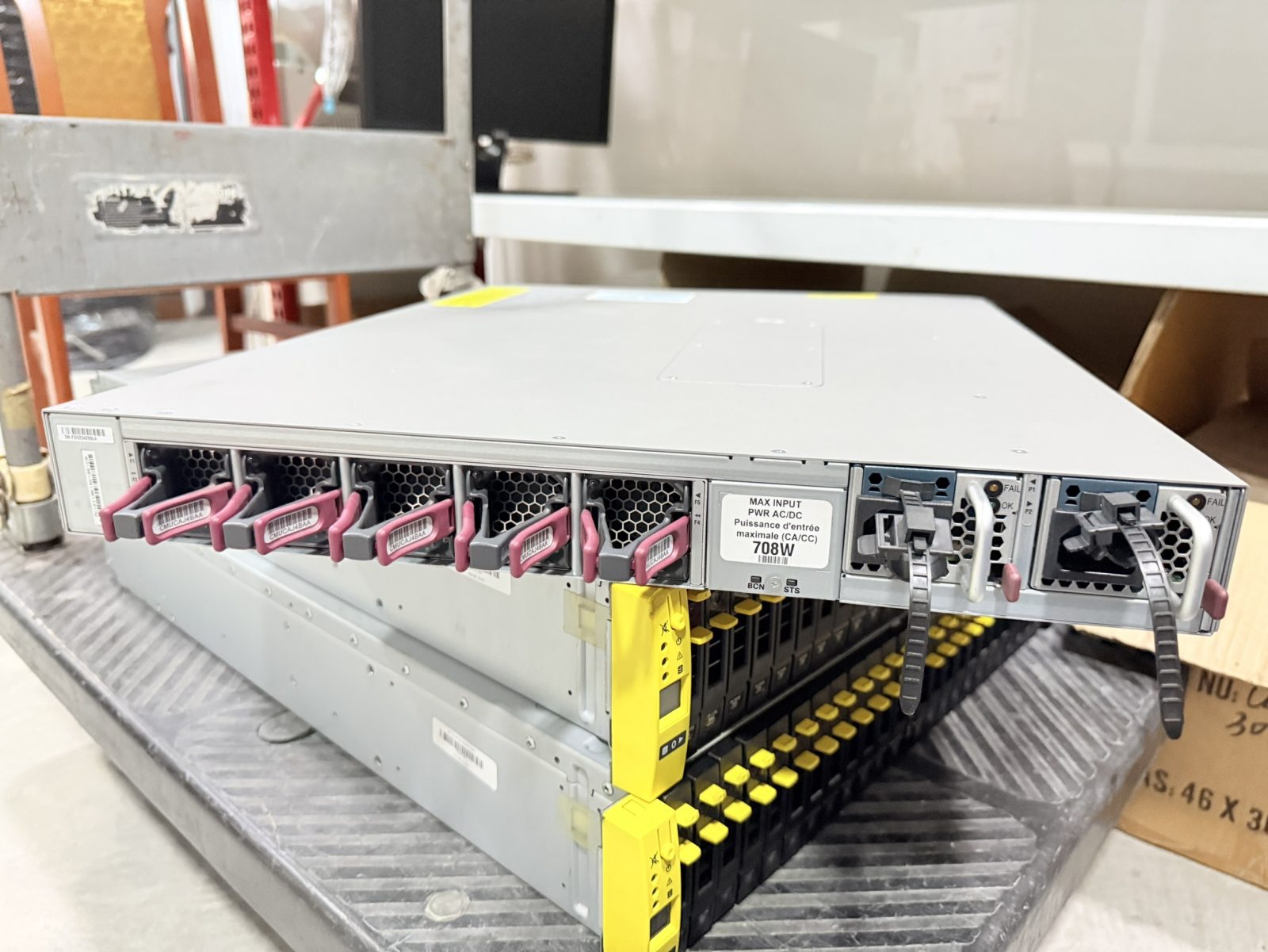 ขาย Cisco Nexus N9k-C93240YC-FX2 รูปที่ 5