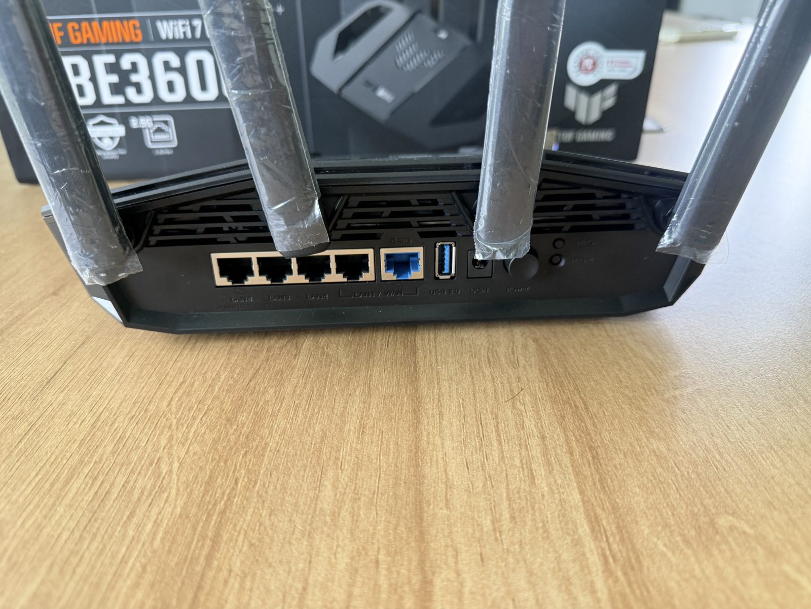 ขาย Asus TUF Gaming BE3600 + Adapter รูปที่ 4