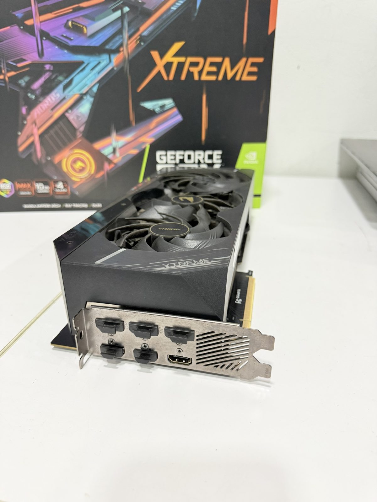 ขาย Aorus RTX 3080 XTREME 10GB GDDR6X รูปที่ 4