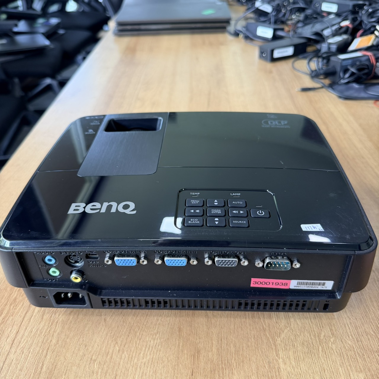 ขาย BenQ MX507 Projector + กระเป๋า + Remote รูปที่ 2