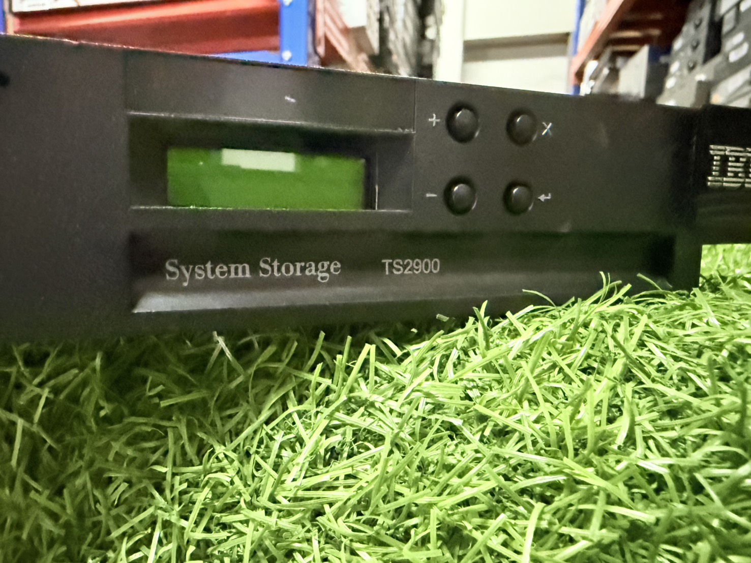 ขาย IBM Storage TS2900 Tape Autoloader (LTO8) รูปที่ 3