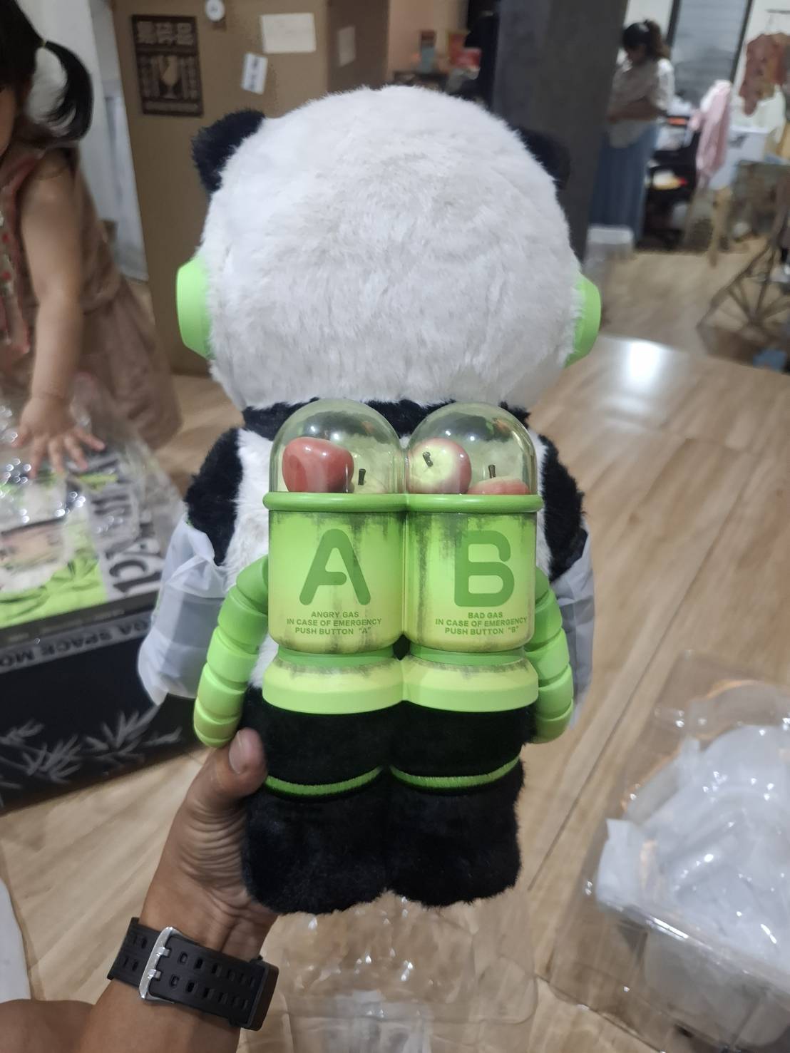 ขาย Pop Mart Mega Space Molly 400% Panda รูปที่ 3