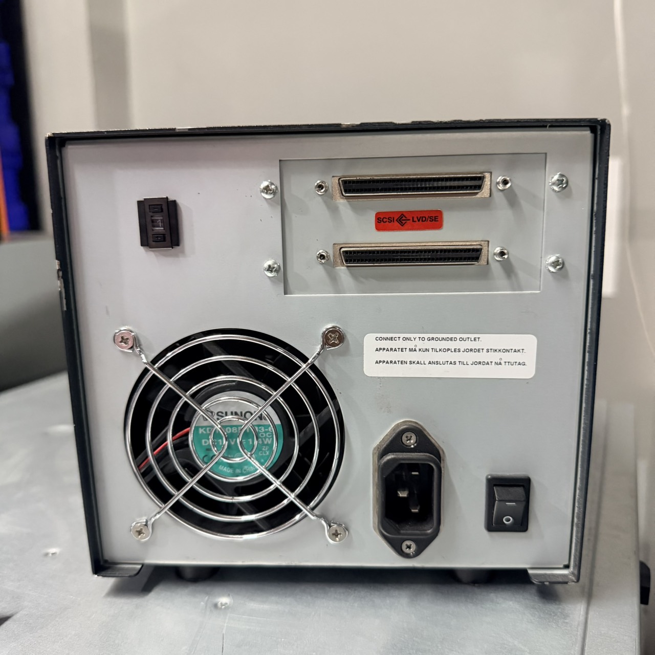 ขาย HPE StorageWorks SDLT 320 Tape Drive รูปที่ 2