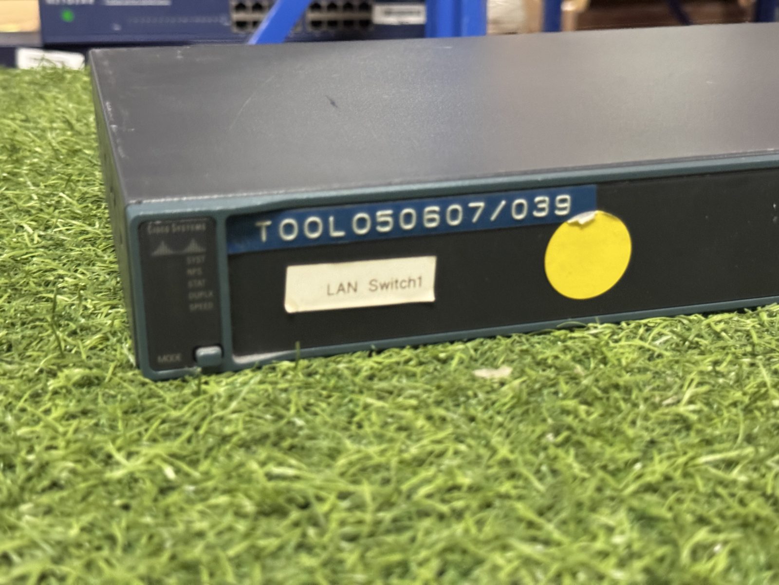 ขาย Cisco WS-C2960-24TT-L รูปที่ 3