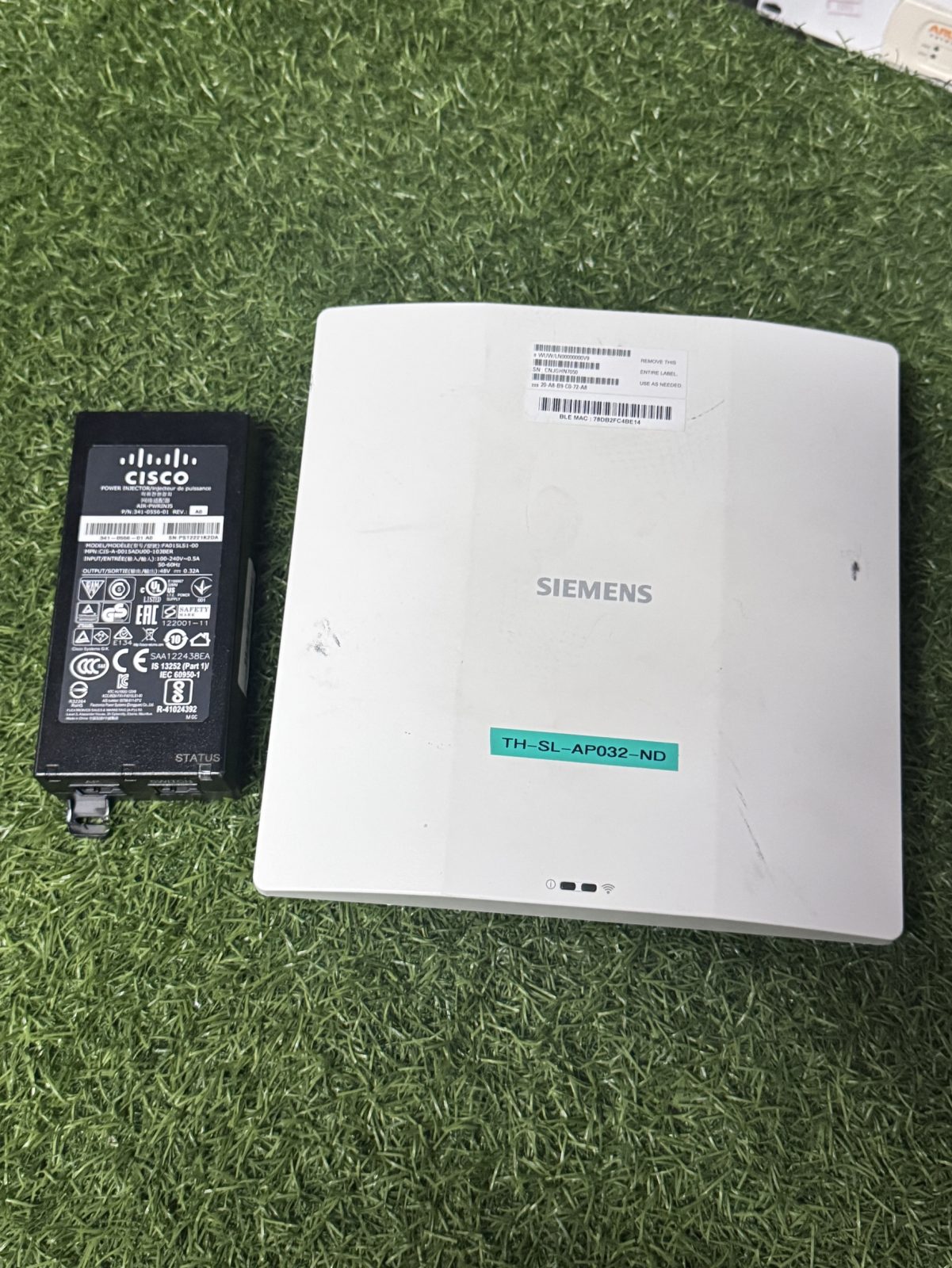 ขาย Siemens W1750D-2IA RJ45 Access Point + Adapter