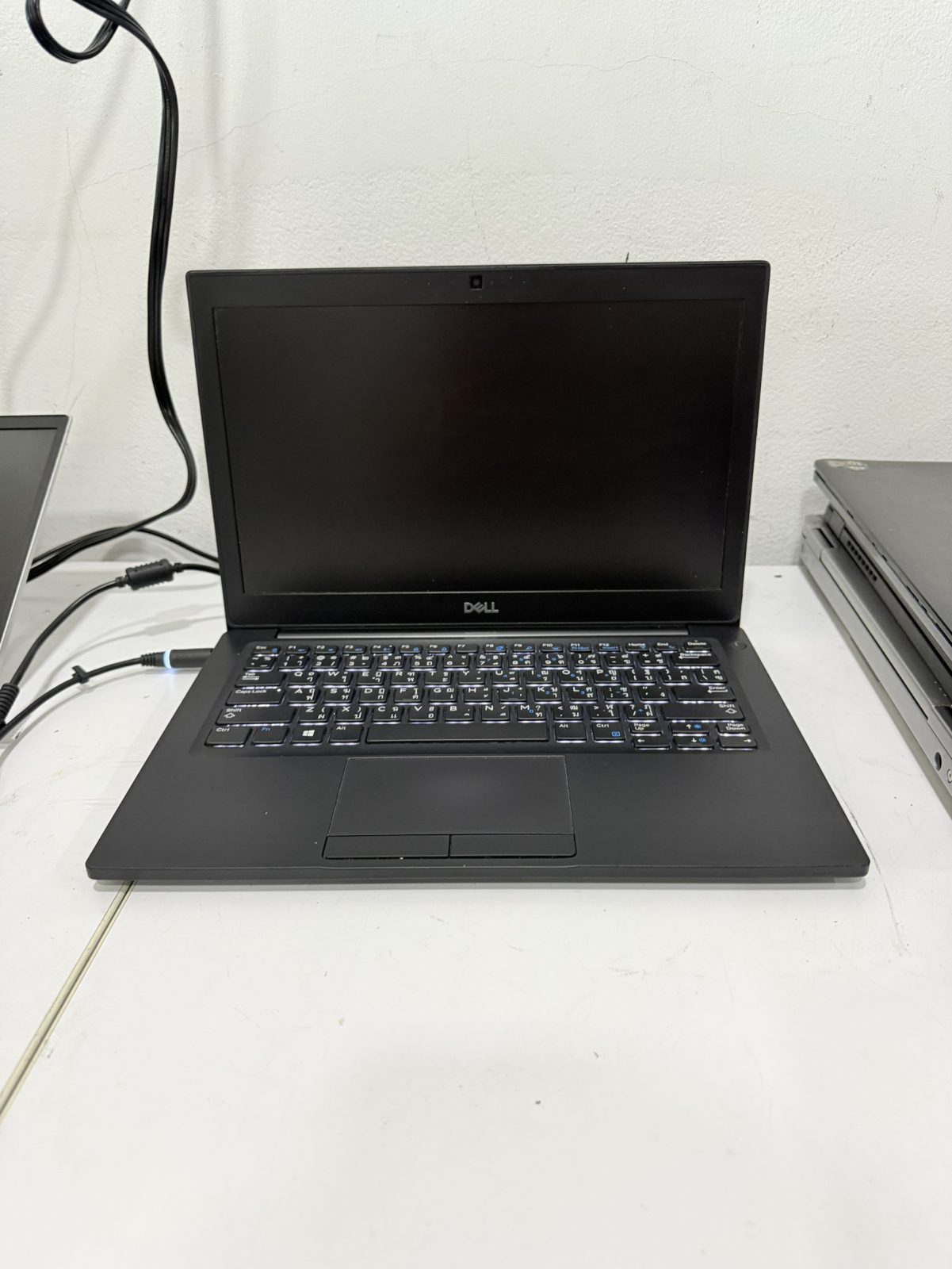 ขาย Dell Latitude 7290 (i5-8250U) No Ram No SSD No Adapter แบต 51% แบตเสื่อม