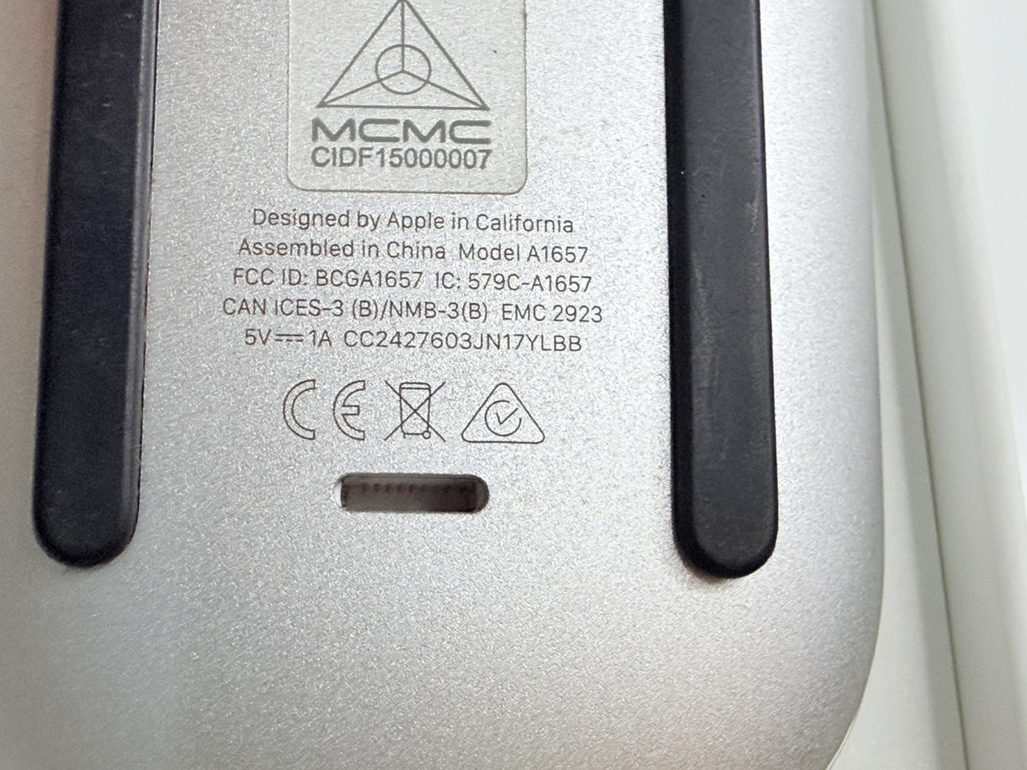 ขาย เมาส์ไร้สาย Apple Magic Wireless A1657 รูปที่ 3