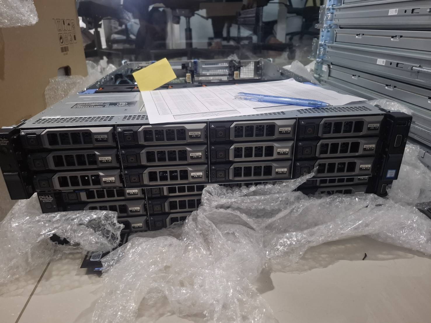 ขาย server dell r730 e5=2640v3 x2 ram 32 GB hdd 4TBx12 SSD 240GB