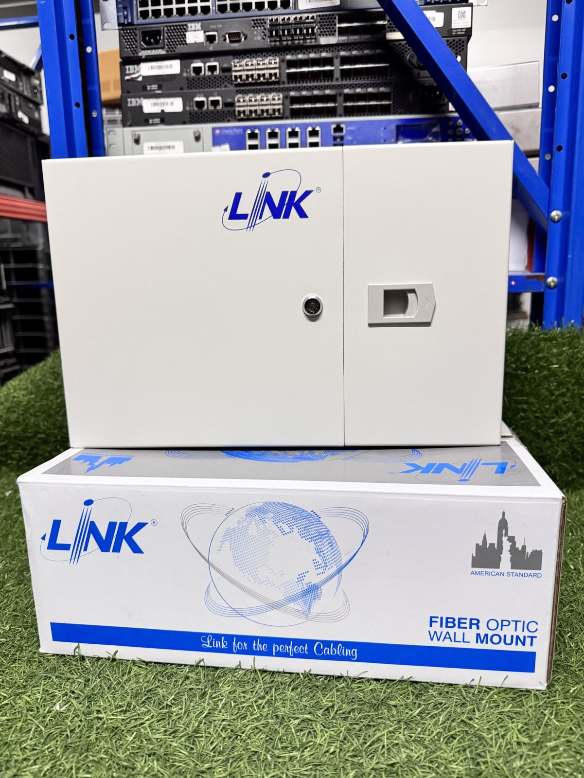 ขาย ตู้เก็บสายไฟเบอร์ออฟติก Link 6-24 Port F.O.Rack Wall Mount Enclosure (UF-2022A) ของใหม่