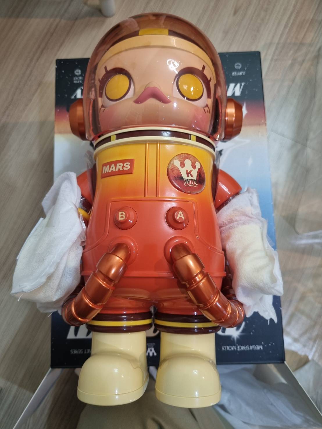 ขาย Pop Mart Mega Space Molly 400% Planet Series (ดีไซน์ Mars)
