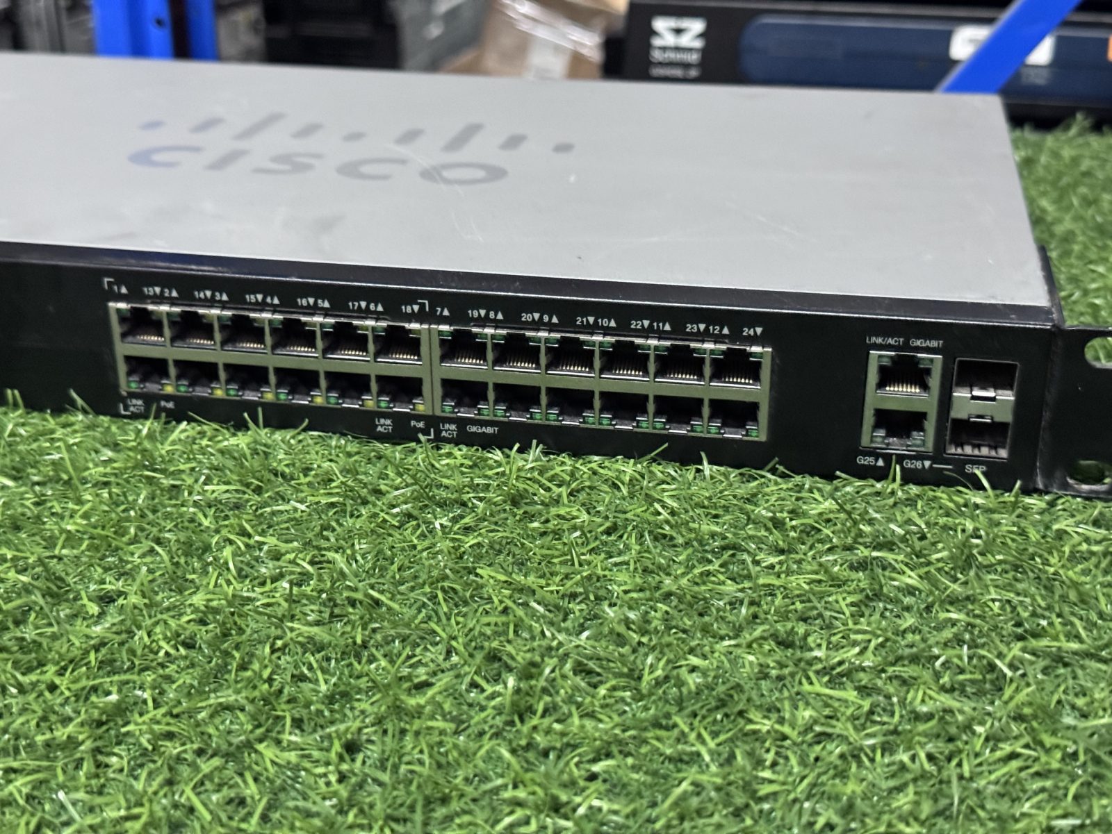 ขาย Cisco (SG200-26P) 26-Port Gigabit PoE Smart Switch รูปที่ 3