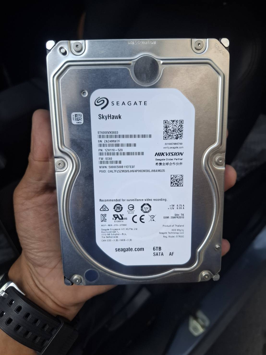 ขาย harddisk seagate skyhawk  6TB