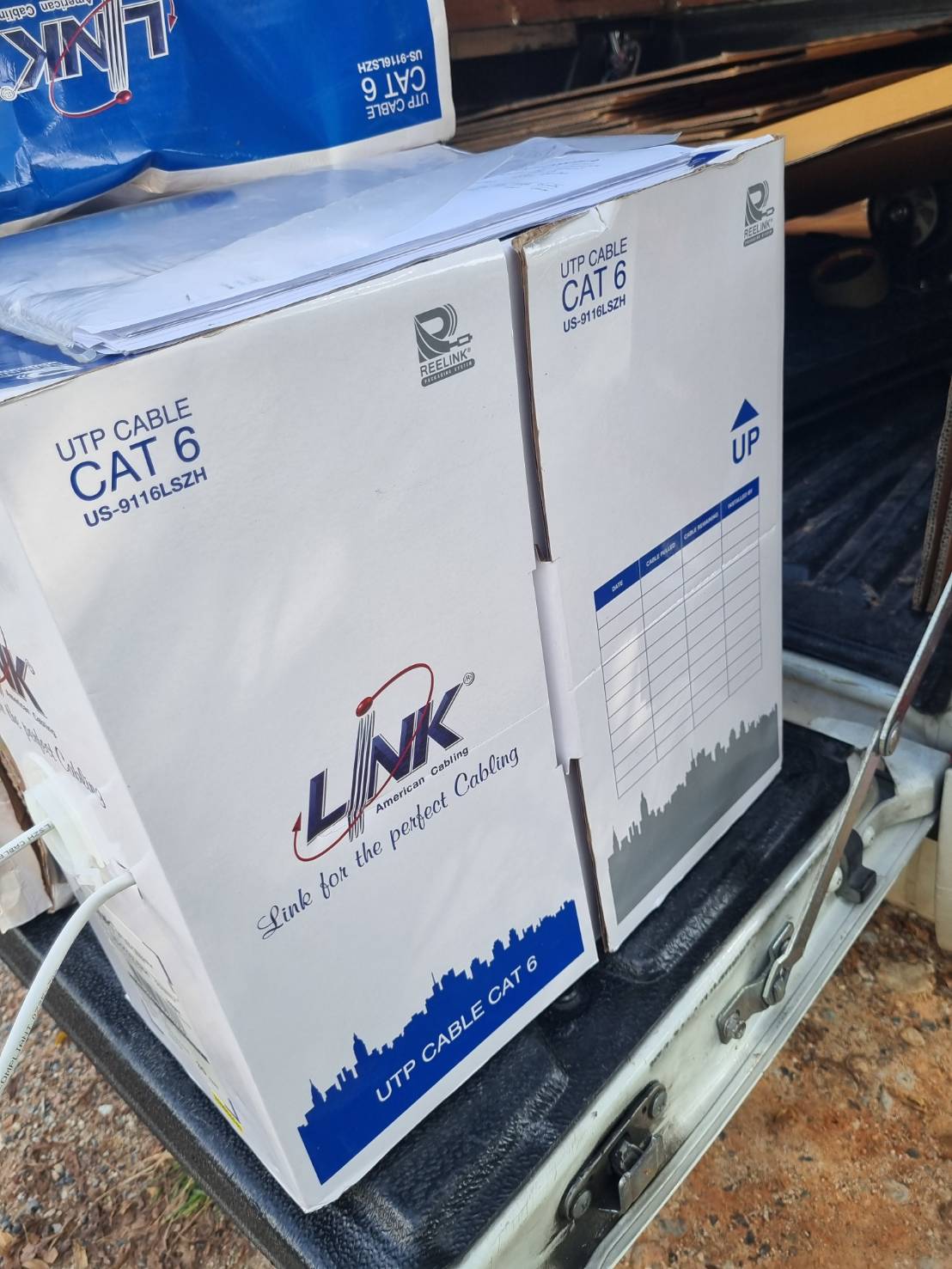 ขาย สายแลน CAT6 (305m/Box) LINK (US-9116LSZH) เต็มกล่อง