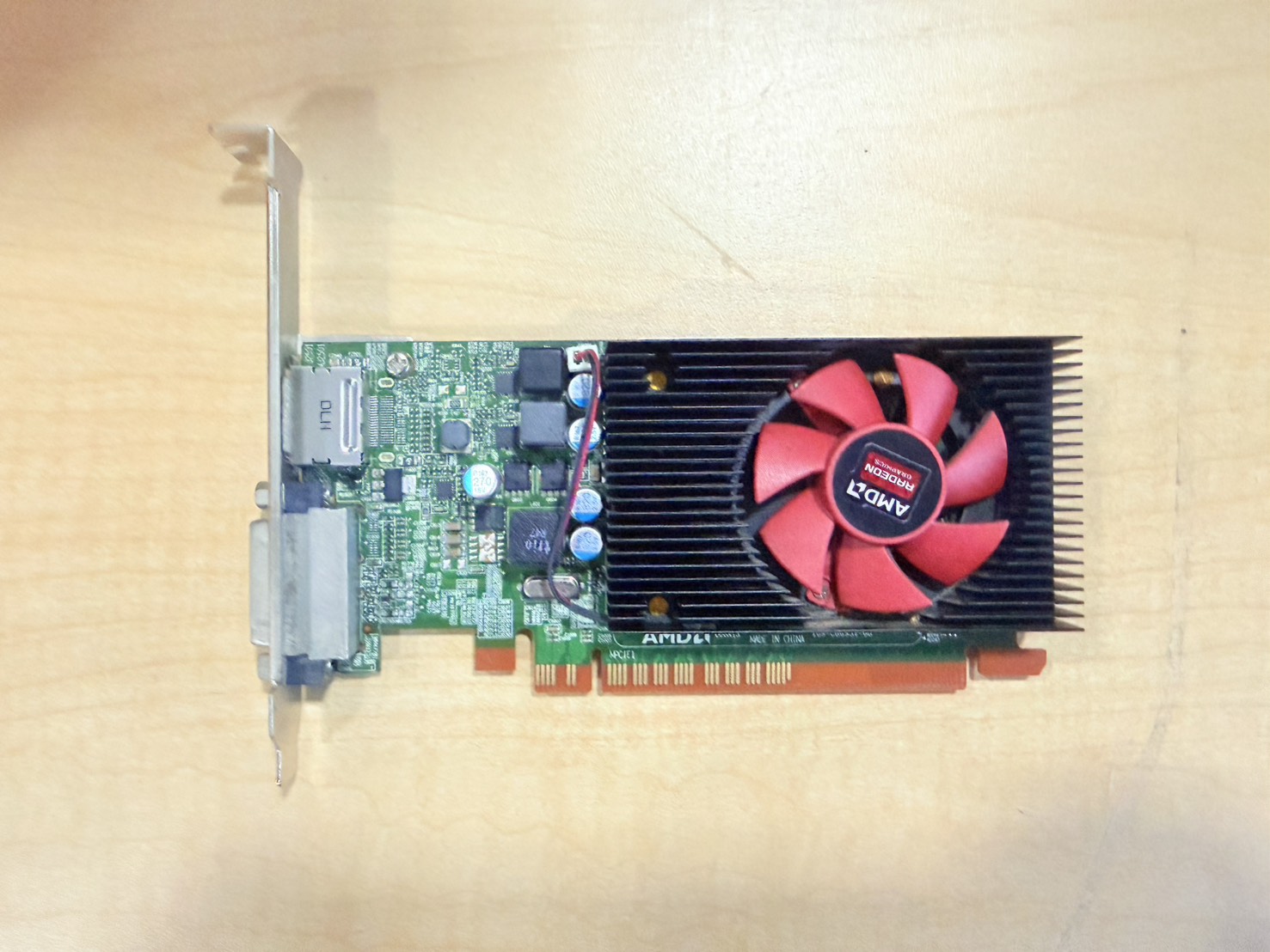 ขาย การ์ดจอ AMD Redeon R5 430 2GB GDDR5