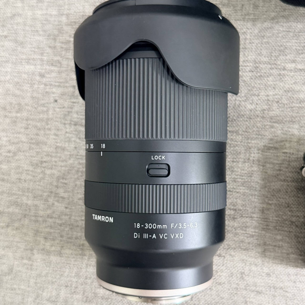 ขาย Sony A6700 + เลนส์Tamro + อุปกรณ์ + กระเป๋า รูปที่ 2