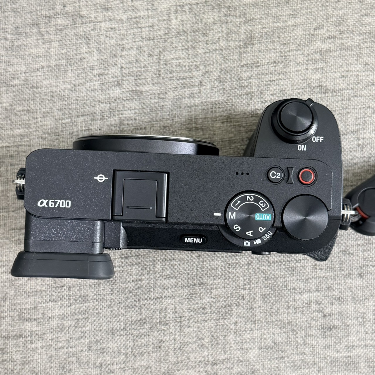 ขาย Sony A6700 + เลนส์Tamro + อุปกรณ์ + กระเป๋า รูปที่ 4